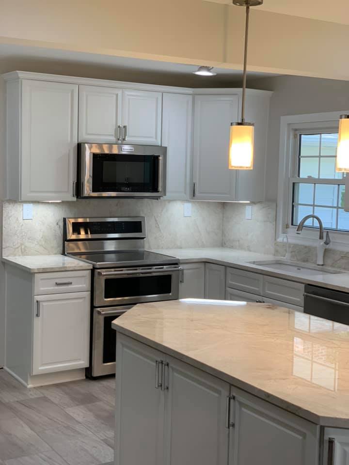 kitchen remodel with clean features